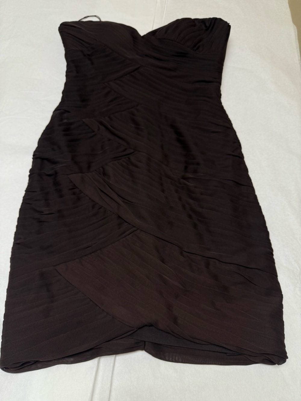 Adrianna Papell Strapless Ruched Cocktail Dress in Brown⭐️